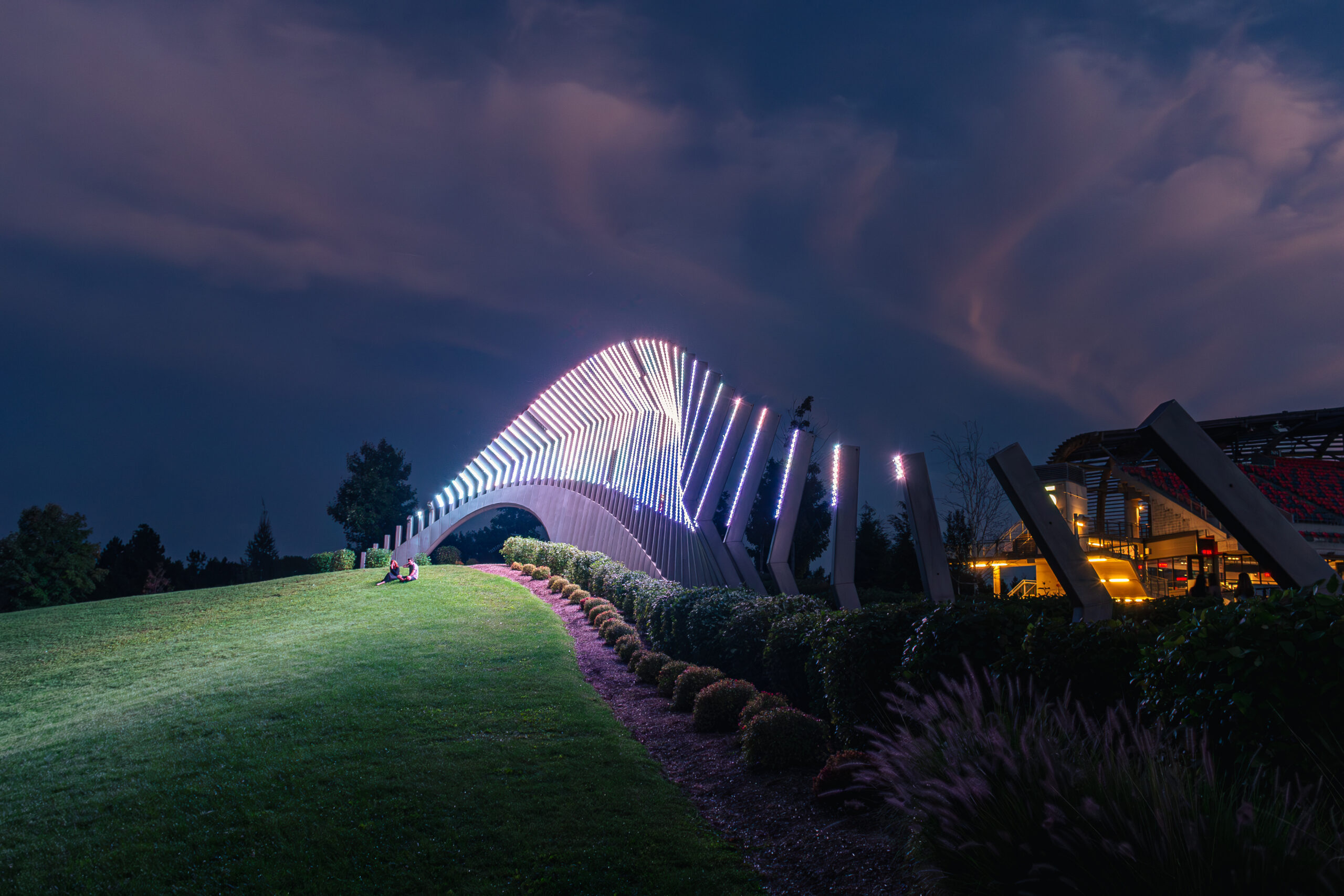 https://intheglebe.ca/wp-content/uploads/2024/07/Lansdowne-Art-Sculpture-scaled.jpg