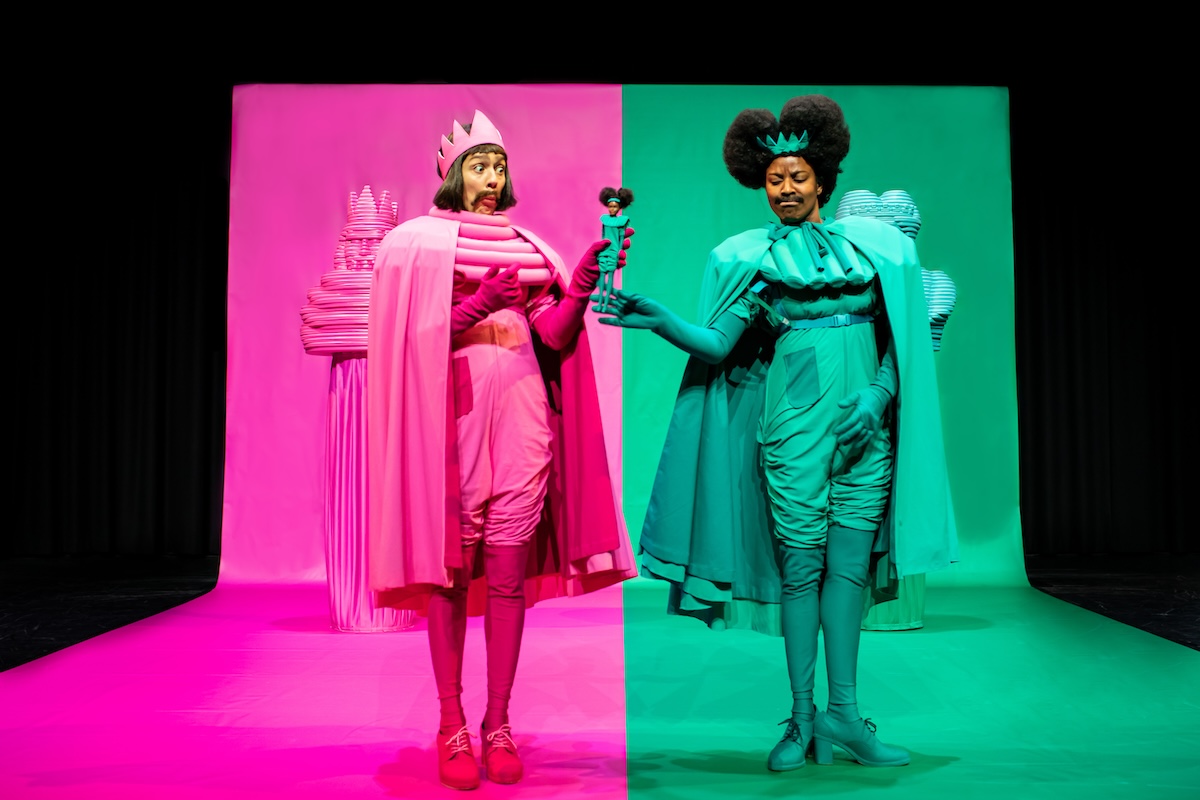 https://intheglebe.ca/wp-content/uploads/2025/04/3_HR_BullyBully_Maas-theater-en-dans_©Kamerich-Budwilowitz.jpg