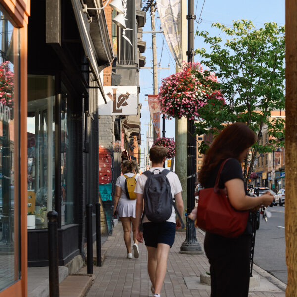 https://intheglebe.ca/wp-content/uploads/2026/08/MD_GlebeBIA_5103-e1785953049713-600x600.jpg